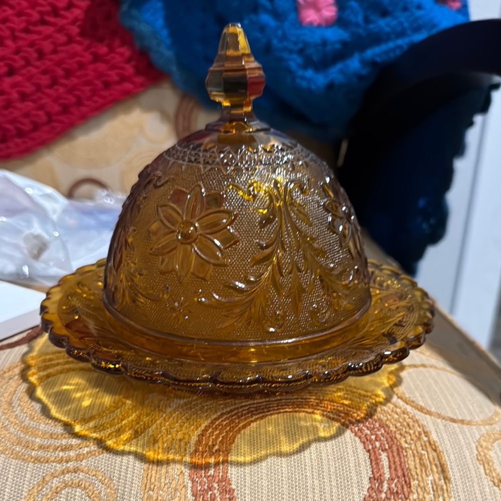 Amber Glass Butter Dish with Lid